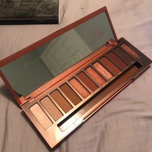 Urban Decay Naked Heat Palette